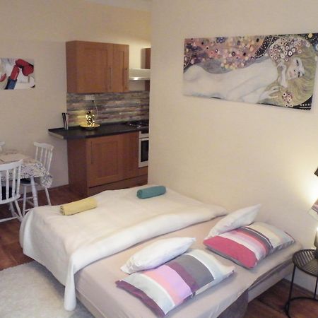 Heart Of Pecs Apartman Free Parking Rum bild