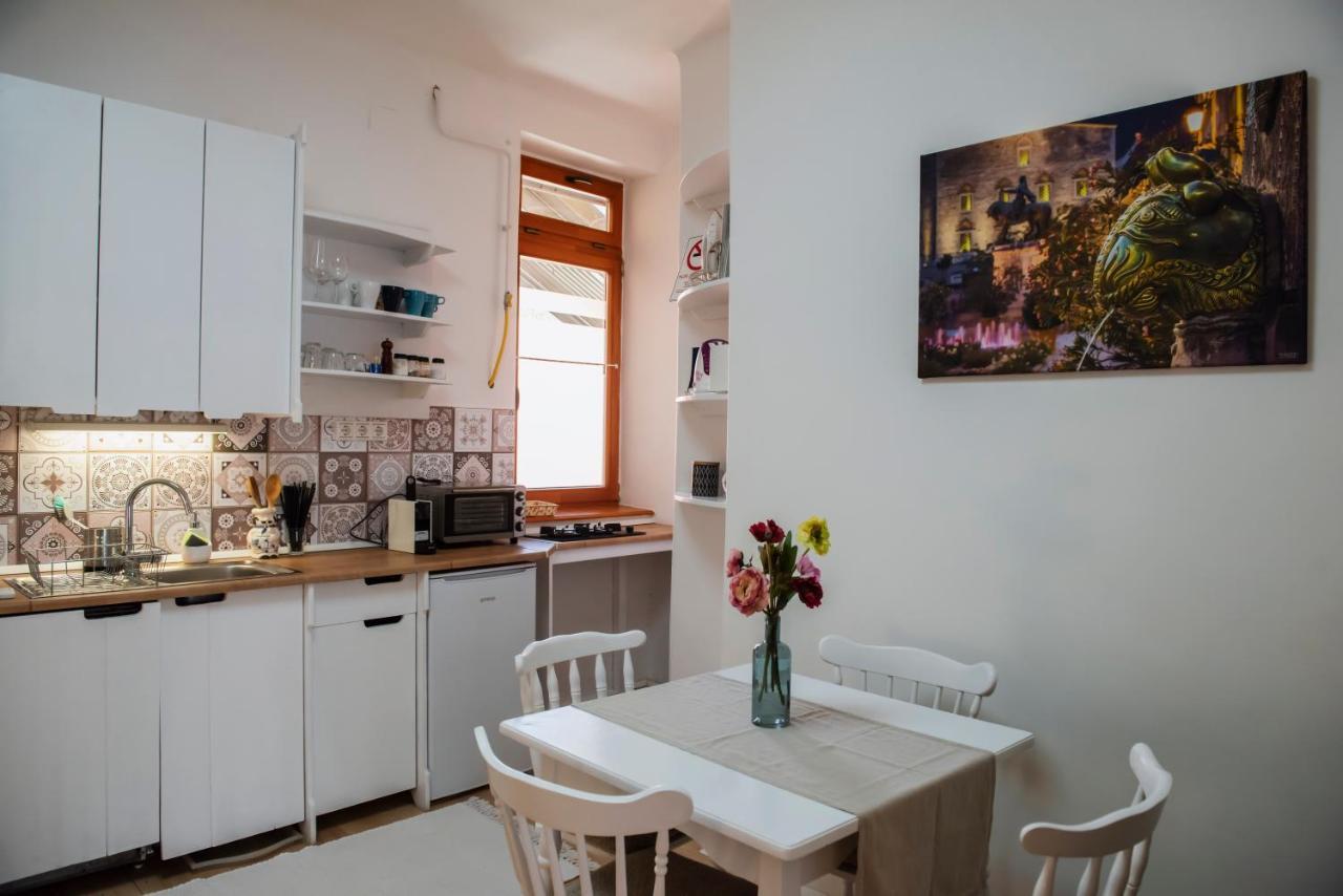 Heart Of Pecs Apartman Free Parking Exteriör bild