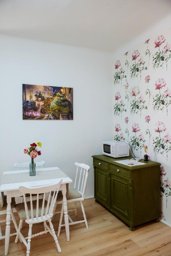 Heart Of Pecs Apartman Free Parking Exteriör bild
