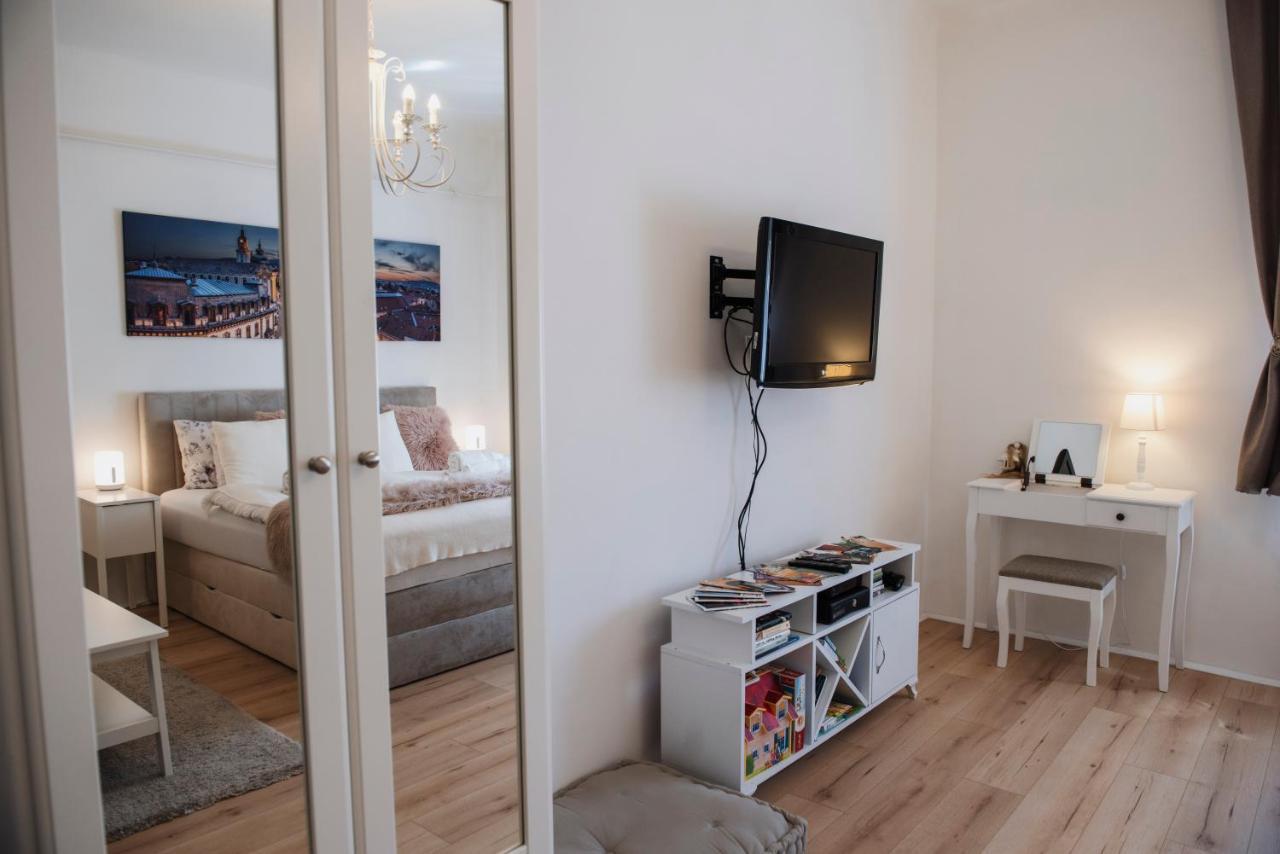 Heart Of Pecs Apartman Free Parking Exteriör bild
