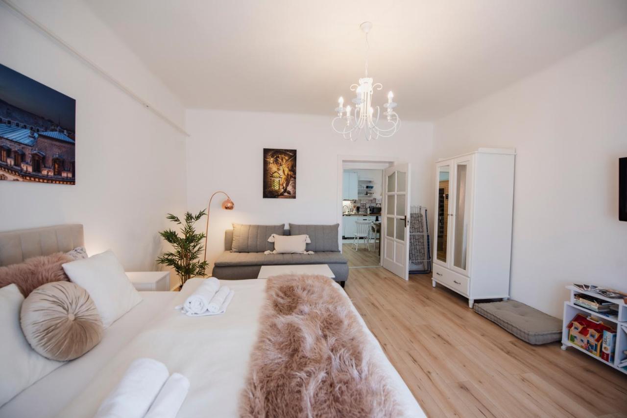 Heart Of Pecs Apartman Free Parking Exteriör bild