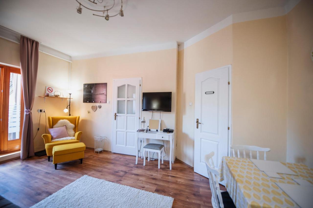 Heart Of Pecs Apartman Free Parking Exteriör bild